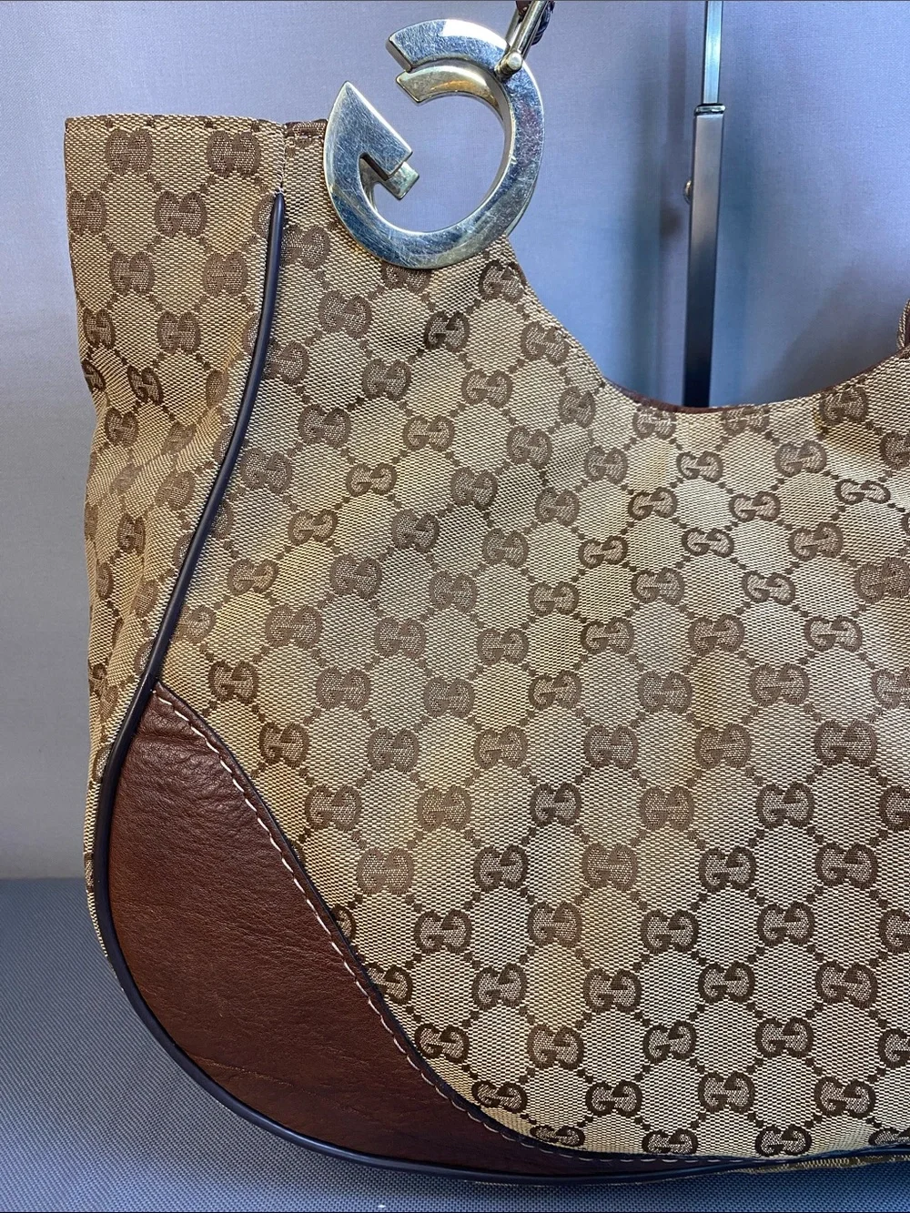✨️GUCCI GG Canvas Charlotte Hobo Bag